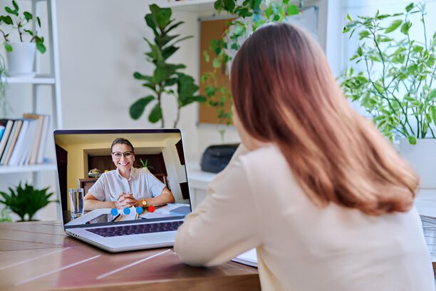 Kadıköy'de önerilen psikologlar online terapi de uygular
